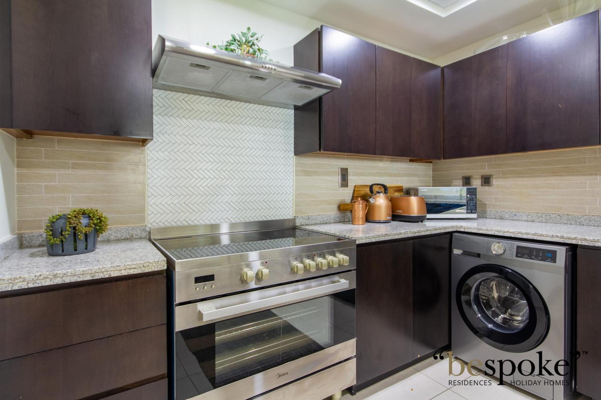 Bespoke Homes - Palm Jumeirah -2 Bedroom Sea View With Access, Balqis * Dubai